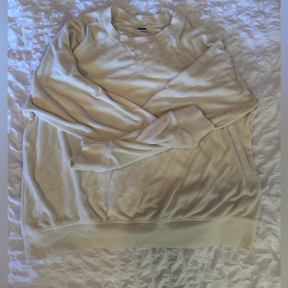 Old Navy Girls White Crewneck Sweatshirt Size L Soft Cozy